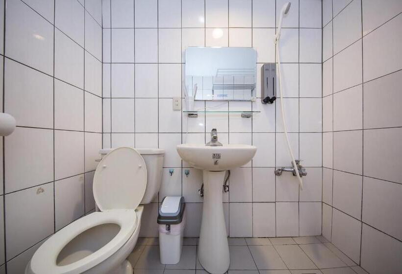 اتاق سوپریور, Mr. Lobster’s Secret Den Design Hostel