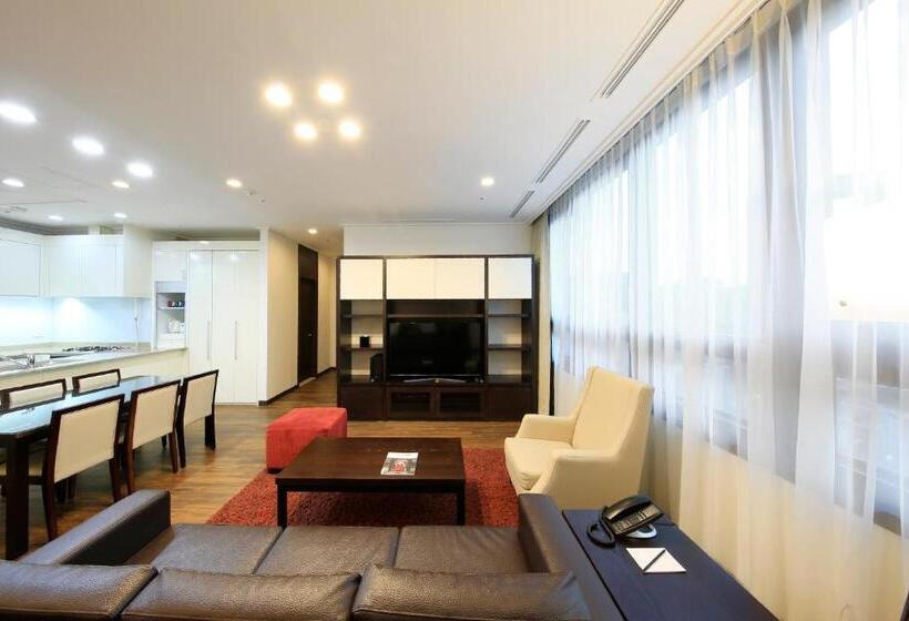 침실 4개 아파트, Orakai Insadong Suites
