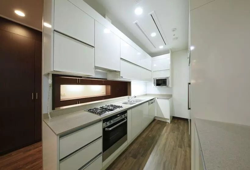 プレミアム2ベッドルームアパート, Orakai Insadong Suites