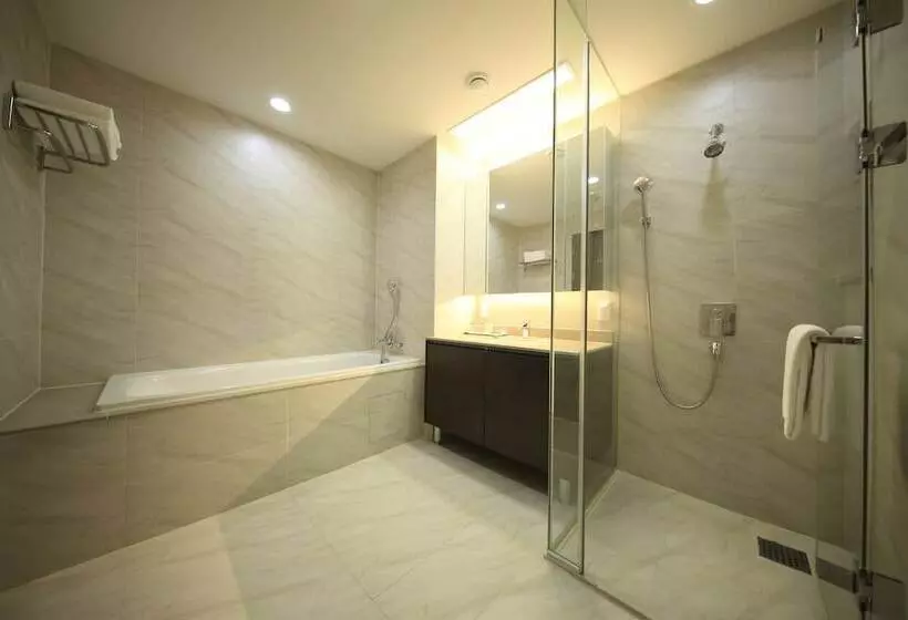 プレミアム2ベッドルームアパート, Orakai Insadong Suites