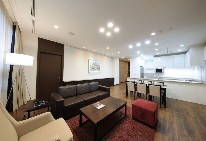 침실 4개 아파트, Orakai Insadong Suites