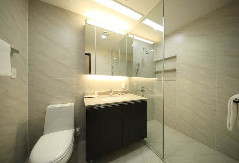 Apartament 4 Dormitoare, Orakai Insadong Suites