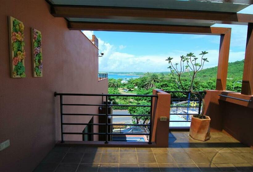 اتاق لوکس با بالکن, A&l Inn