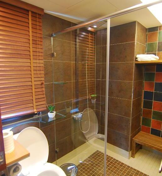 اتاق استاندارد با بالکن, A&l Inn