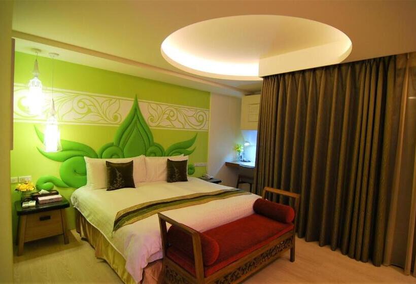 اتاق استاندارد با بالکن و چشم‌انداز دریا, A&l Inn