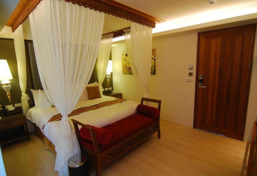 اتاق لوکس با بالکن, A&l Inn