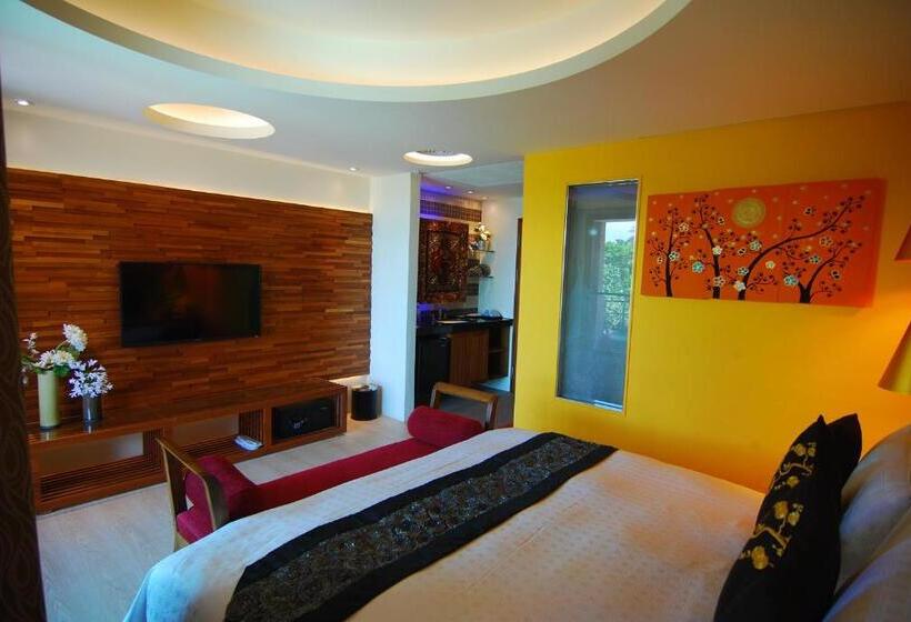 اتاق استاندارد با بالکن و چشم‌انداز دریا, A&l Inn