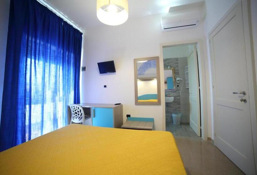 Triple Room Sea View, Albatros