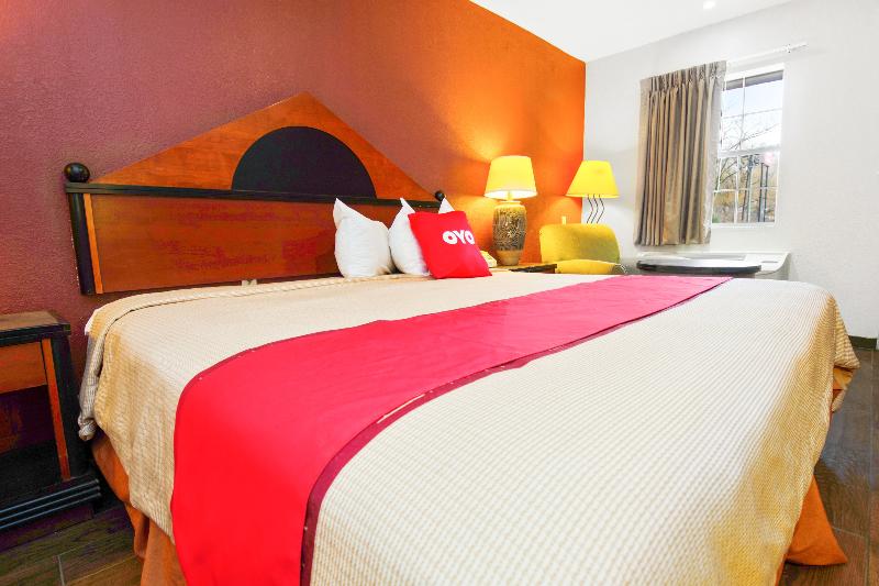 带大床的标准间, Deluxe Inn Blytheville