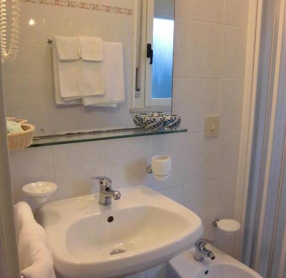 Четырехместный Номер Стандарт, Europa Park