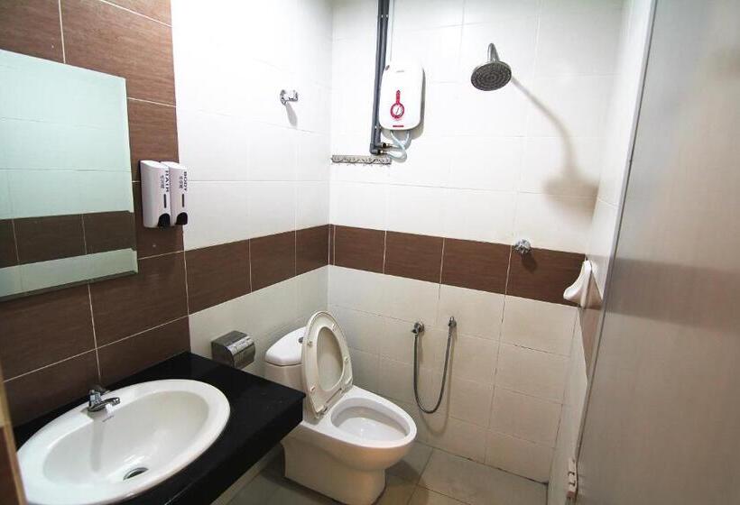 اتاق استاندارد سه نفره, Seremban Jaya