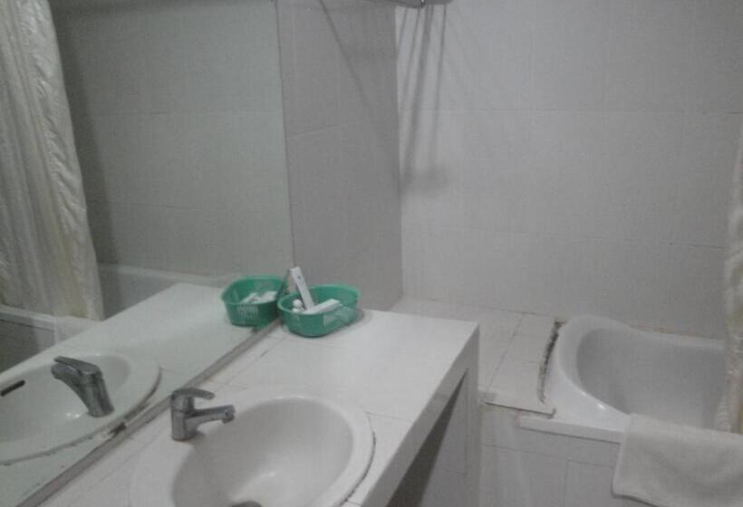 غرفة سوبيريور, Sylvia Hotel Maumere