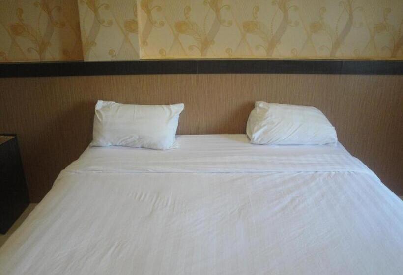 غرفة سوبيريور, Sylvia Hotel Maumere