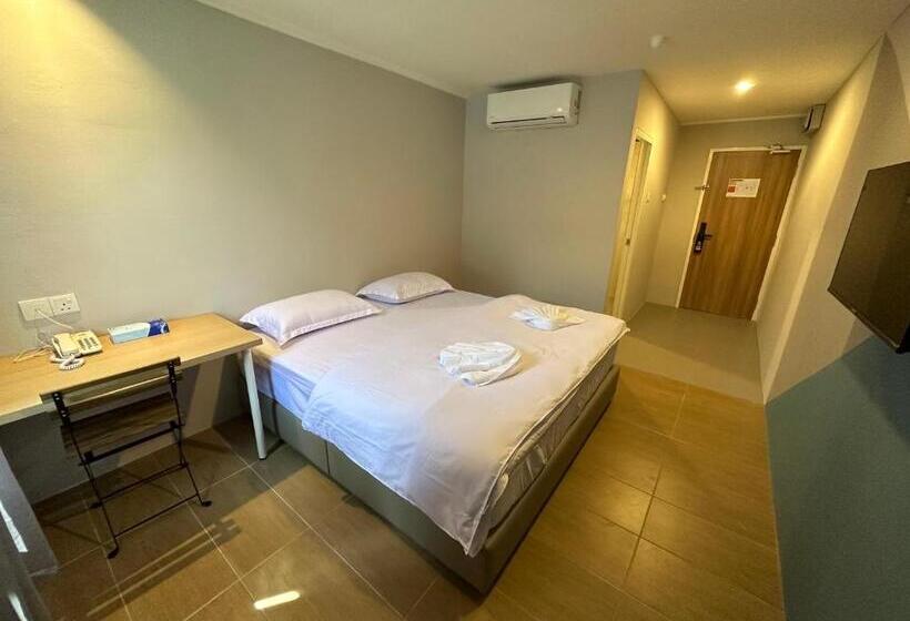 キングサイズベッドのデラックスルーム, T+ Hotel Sungai Petani