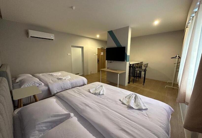キングサイドベッドのスタンダードワンルーム, T+ Hotel Sungai Petani