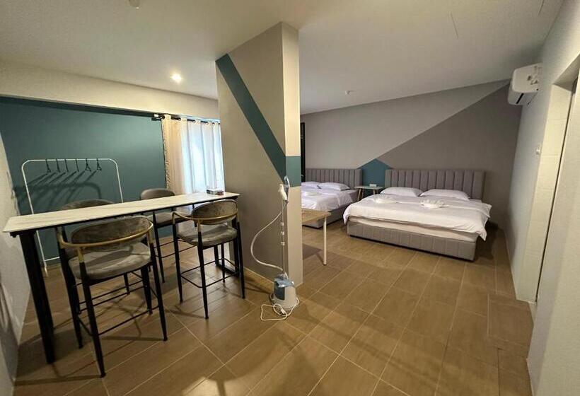 스탠다드 스튜디오 킹침대, T+ Hotel Sungai Petani