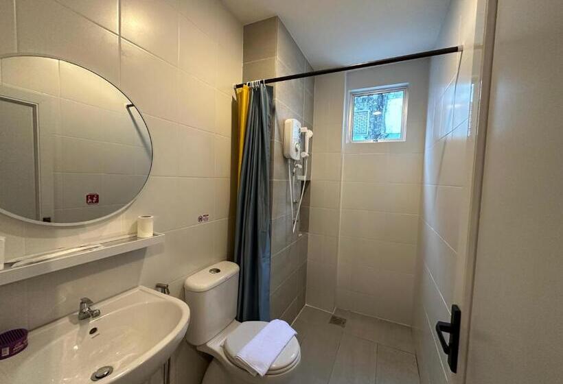 스탠다드 스튜디오, T+ Hotel Sungai Petani