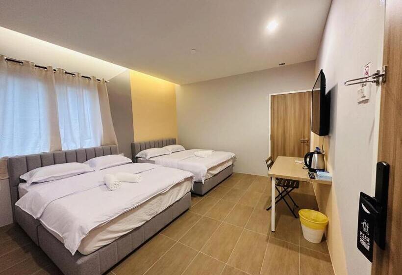 スタンダードスタジオ, T+ Hotel Sungai Petani