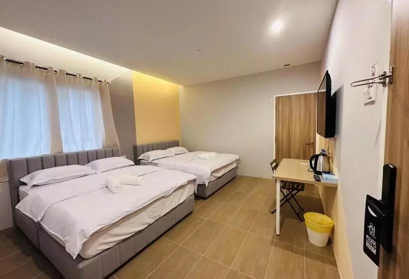 スタンダードスタジオ, T+ Hotel Sungai Petani