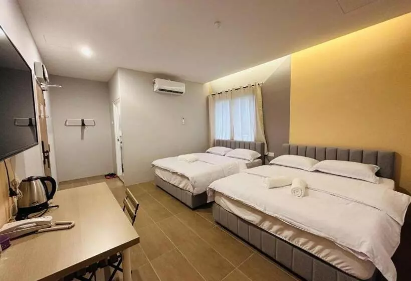 スタンダードスタジオ, T+ Hotel Sungai Petani