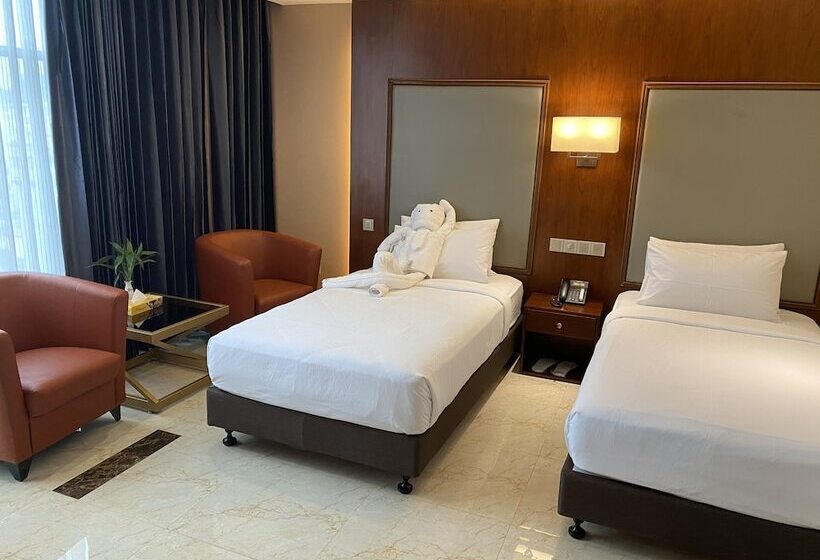 اتاق لوکس یک تخته, Tower Inn