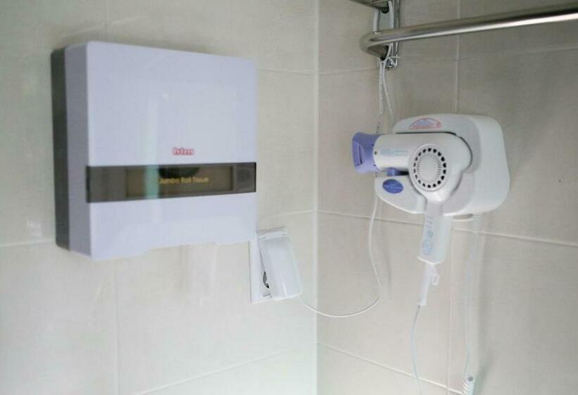 Pat in Cameră Comună, Dream Guesthouse