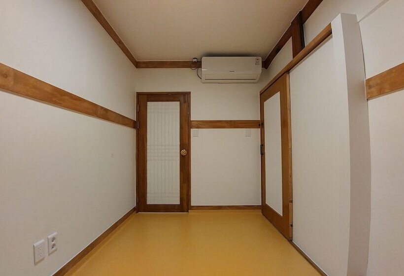 スタンダードトリプルルーム, Sophia Hanok Guesthouse