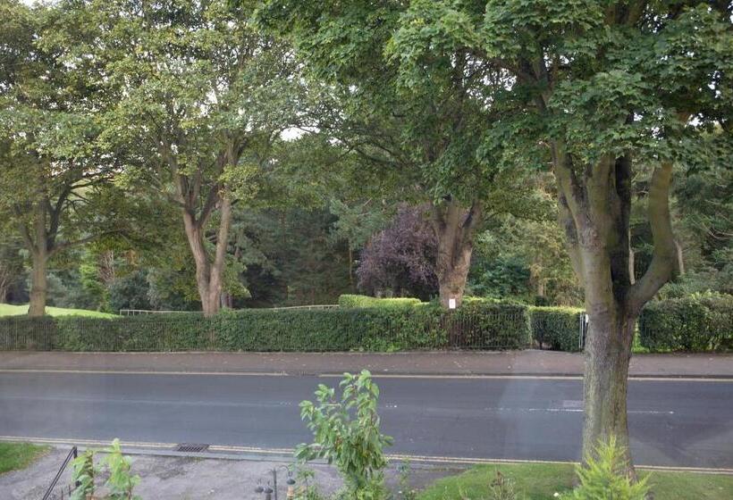 חדר משפחתי, Villa Marina