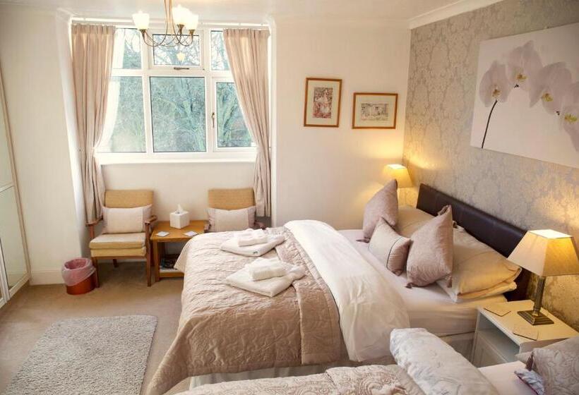 חדר משפחתי, Villa Marina