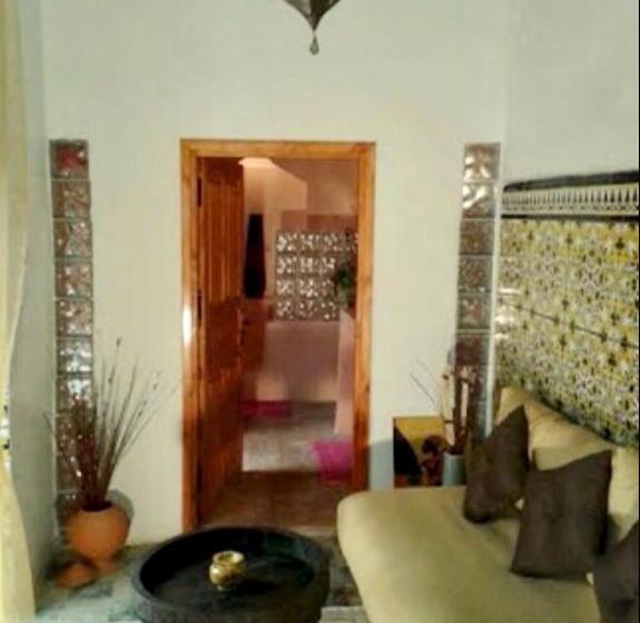 Номер Стандарт, Riad El Bir
