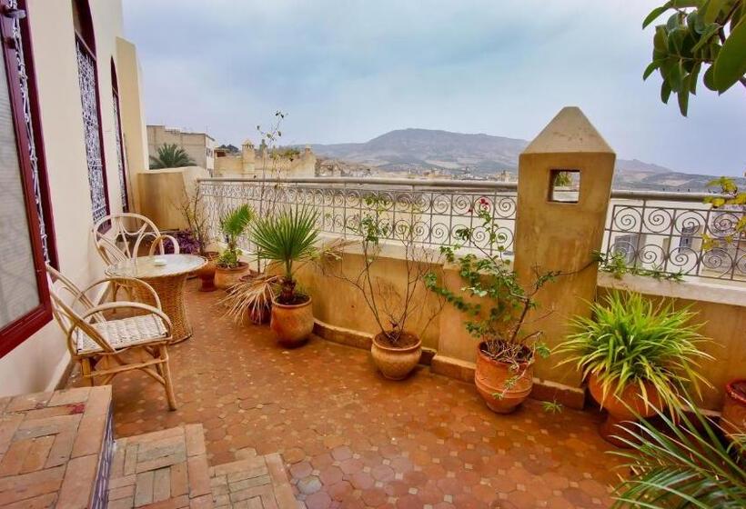 带露台的套间, Riad Fes Palacete