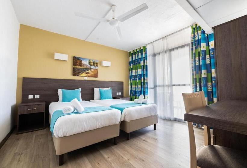 آپارتمان 3 خوابه, Sunseeker Holiday Complex