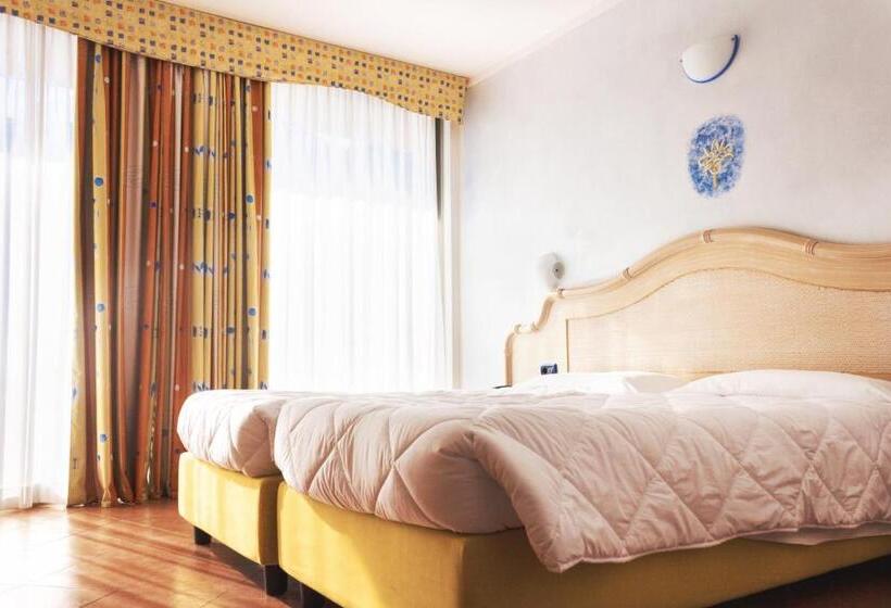Номер Superior, Surf Hotel Pier   Montagnoli Group