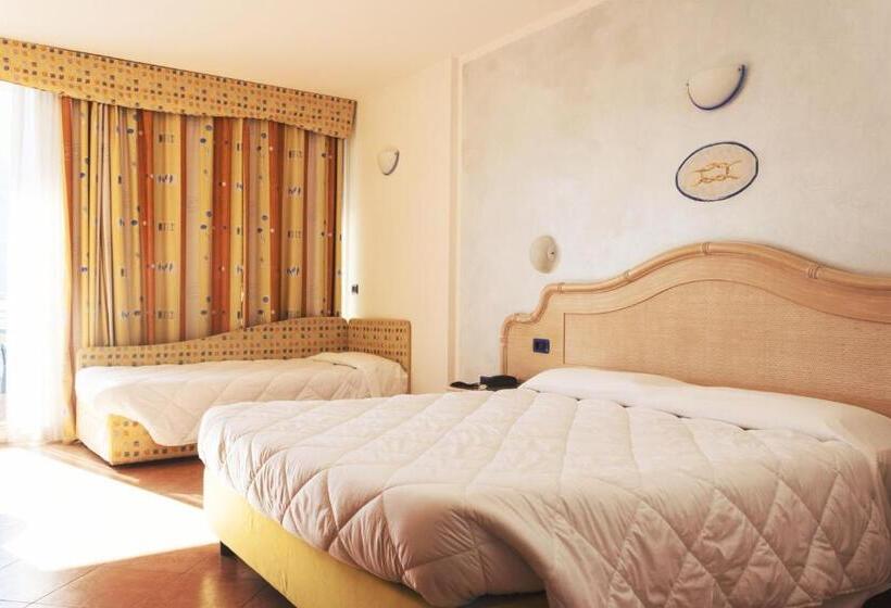 Семейный Номер Superior, Surf Hotel Pier   Montagnoli Group
