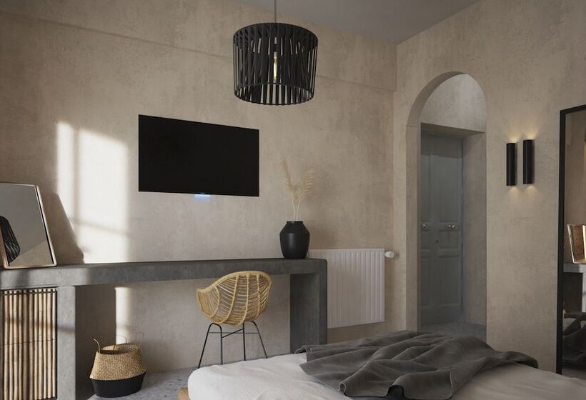 Suite, Williams Houses