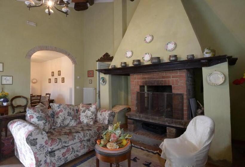 침실 4개 아파트, Agriturismi Farina