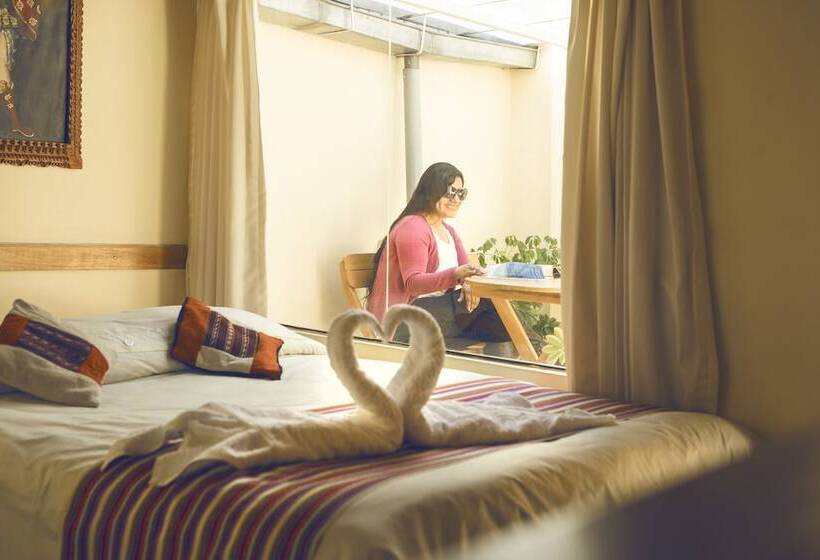 Quarto Estandar, Andean Dreams