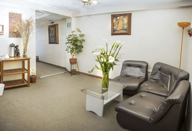 스탠다드 트리플 룸, Andean Dreams