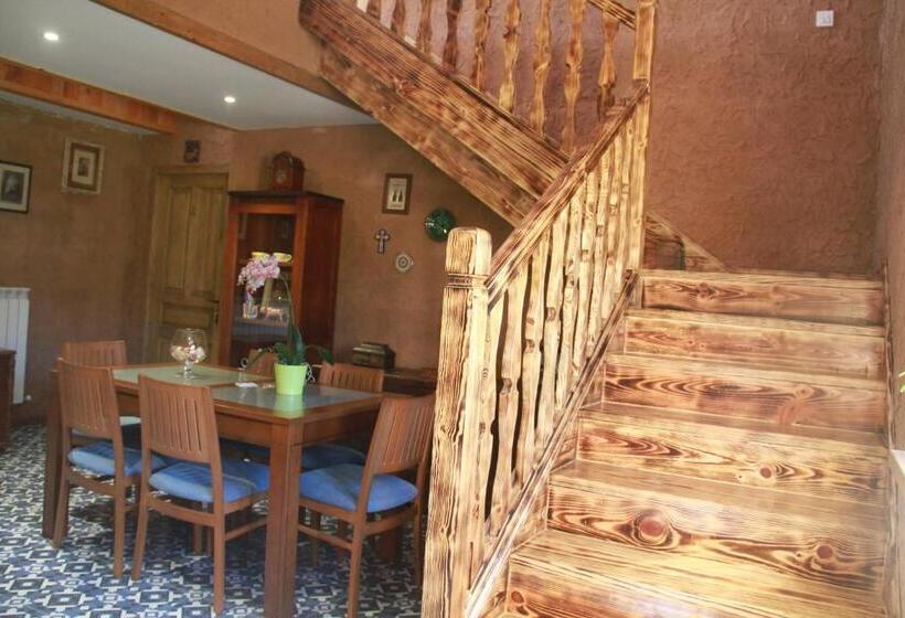 标准单人间, El Trasgu De Foncebadon