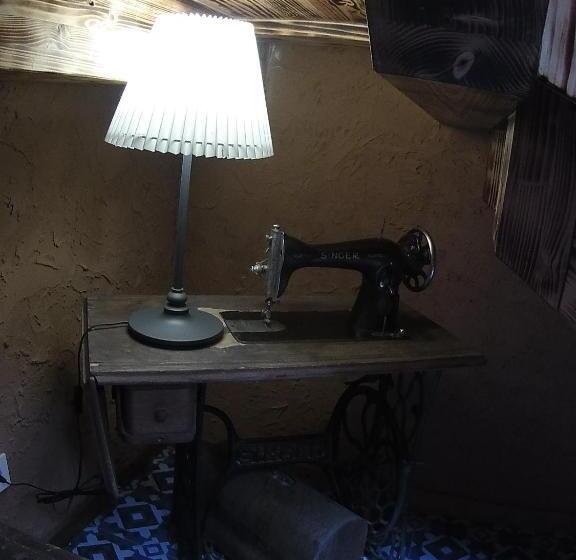 标准间, El Trasgu De Foncebadon