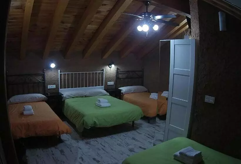 ファミリールーム, El Trasgu De Foncebadon