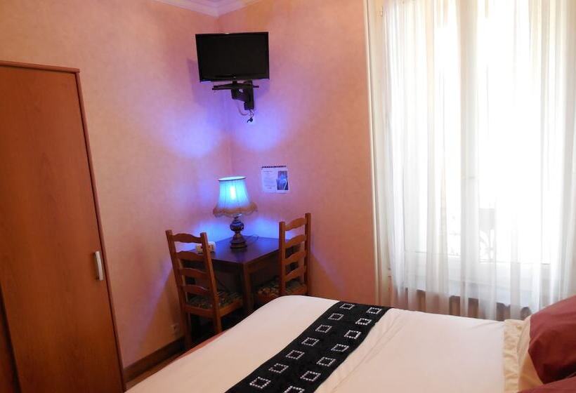 スタンダードルーム, Hôtel Le Petit Château Proche Parc Des Expositions Porte De Versailles