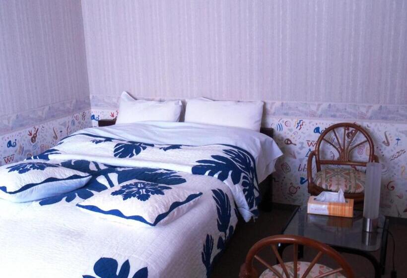 스탠다드 룸 공동 욕실, Pension Fryingpan