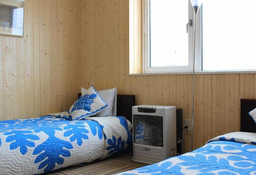 스탠다드 룸 공동 욕실, Pension Fryingpan