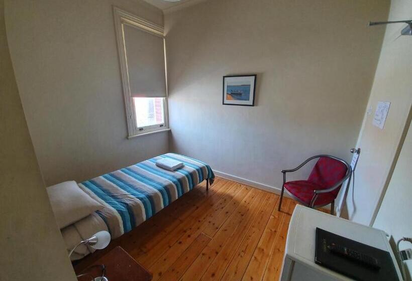 חדר סטנדרט לשלושה, Pier Hotel Port Lincoln