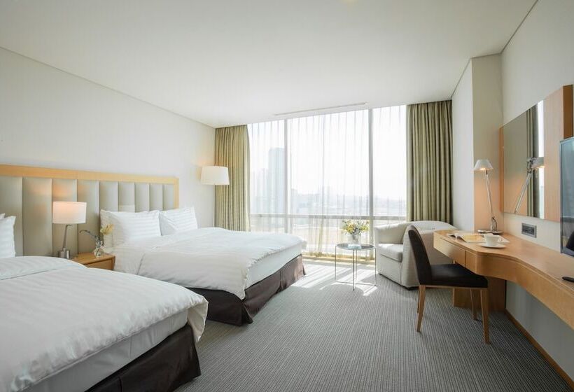 חדר משפחתי, Sono Calm Goyang