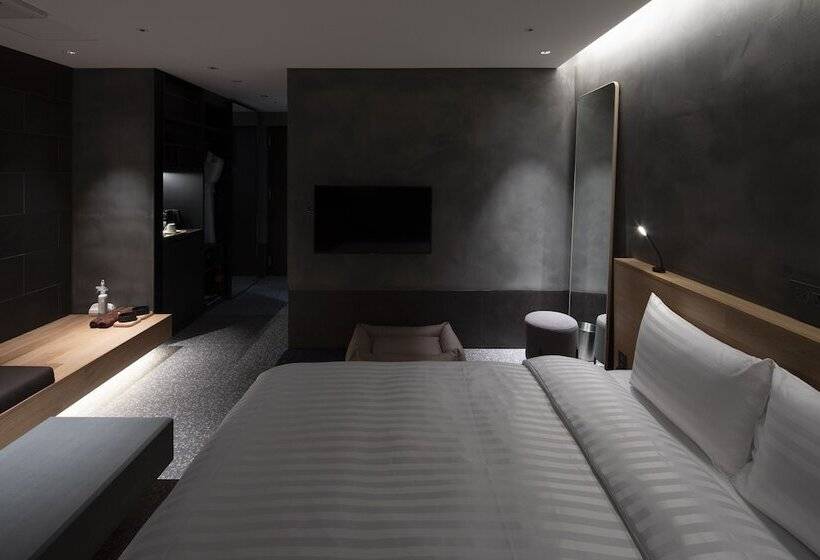 חדר משפחתי, Sono Calm Goyang