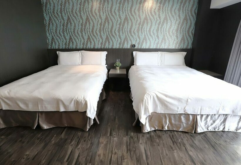 اتاق استاندارد چهار تخته, Talmud Hotel Yizhong