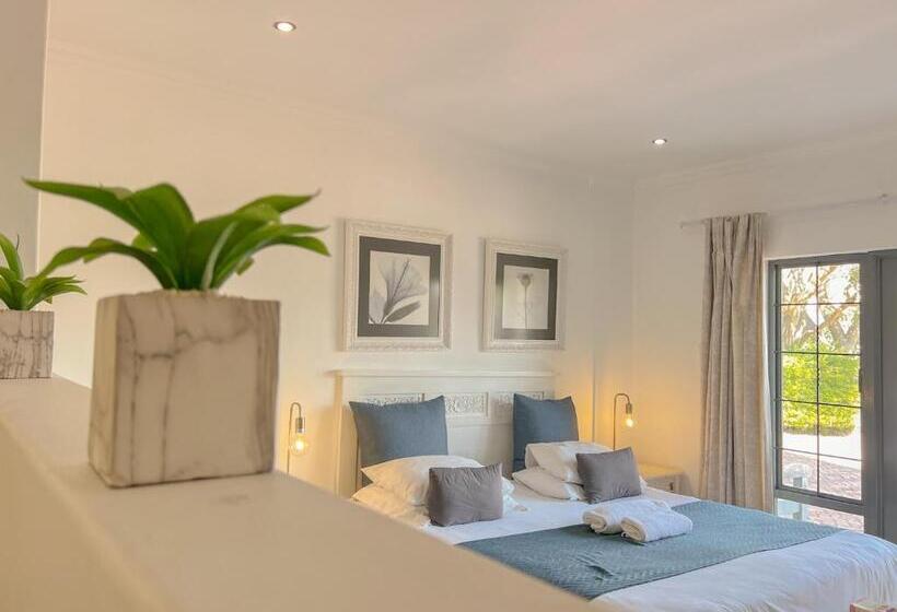 キングサイズベッドのスタンダードルーム, Amoris Guesthouse In Waterkloof Ridge
