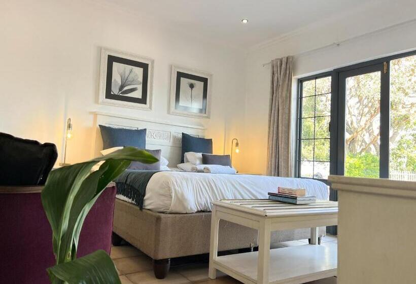 キングサイズベッドのスタンダードルーム, Amoris Guesthouse In Waterkloof Ridge